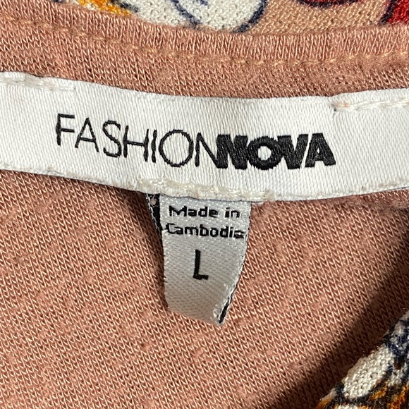 Ladies Petite L floral mini dress. - Picture 6 of 6